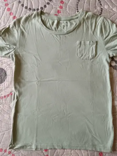 Poleras  de niño tallas 10, 12 y 14 - miniatura 3