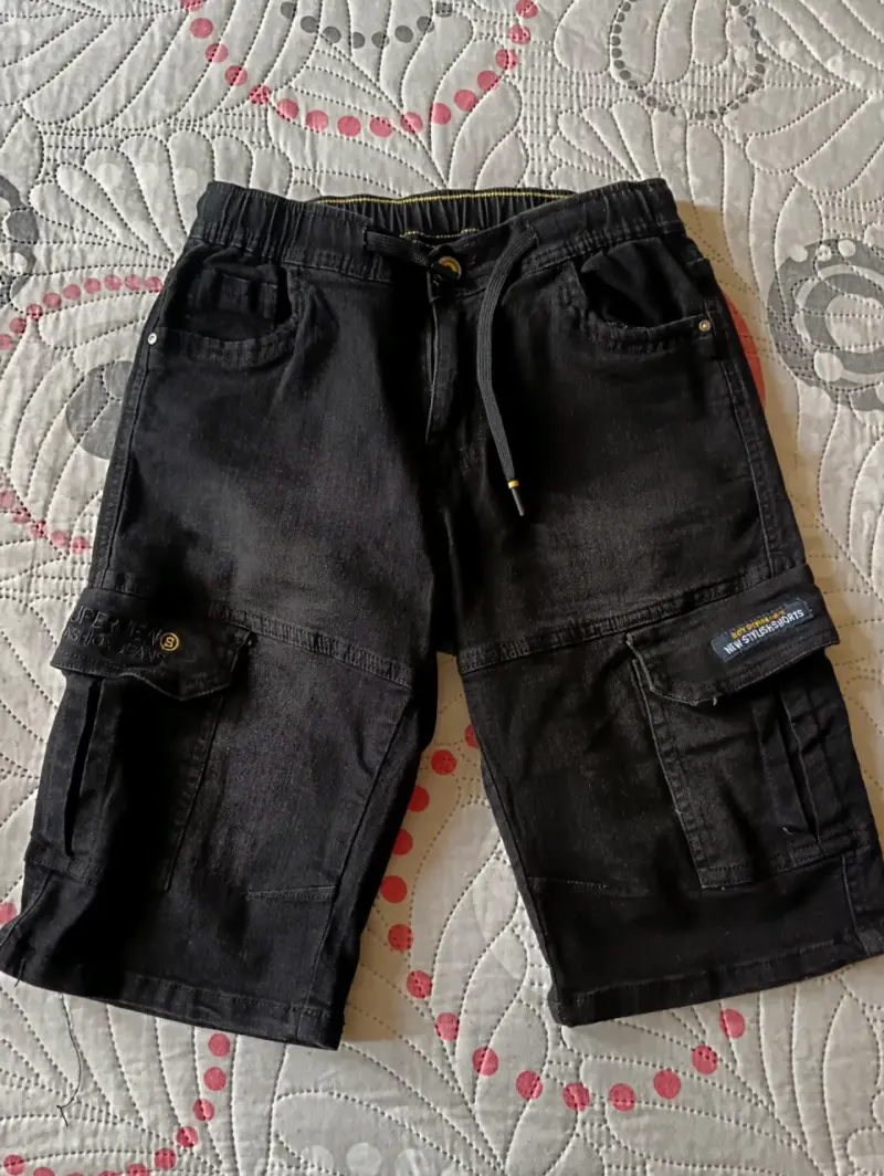 Pantalones cortos y largo de niño - 1