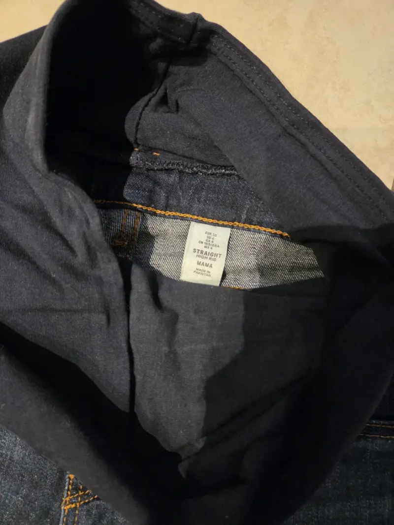 Jeans maternales azul oscuro con pretina elástica - 3