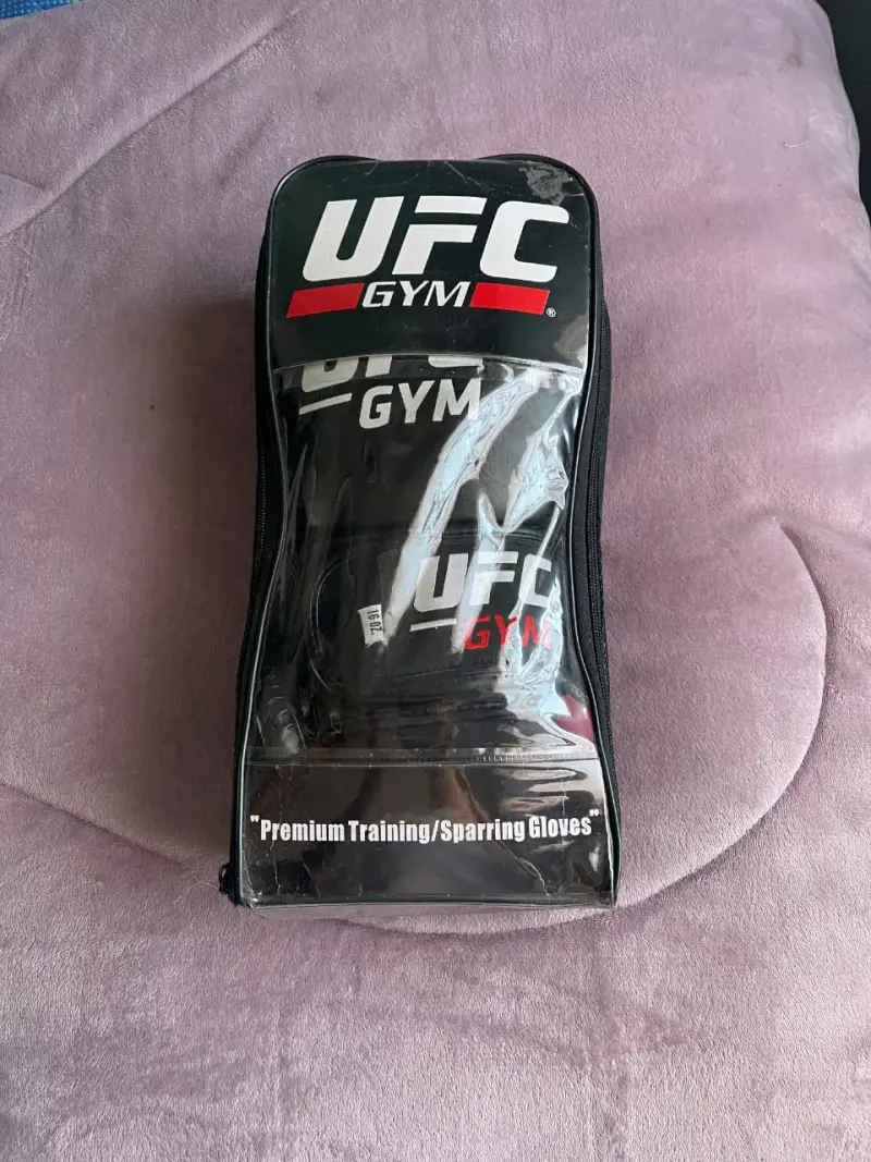 Guantes de boxeo UFC Gym 16 oz negros - 4