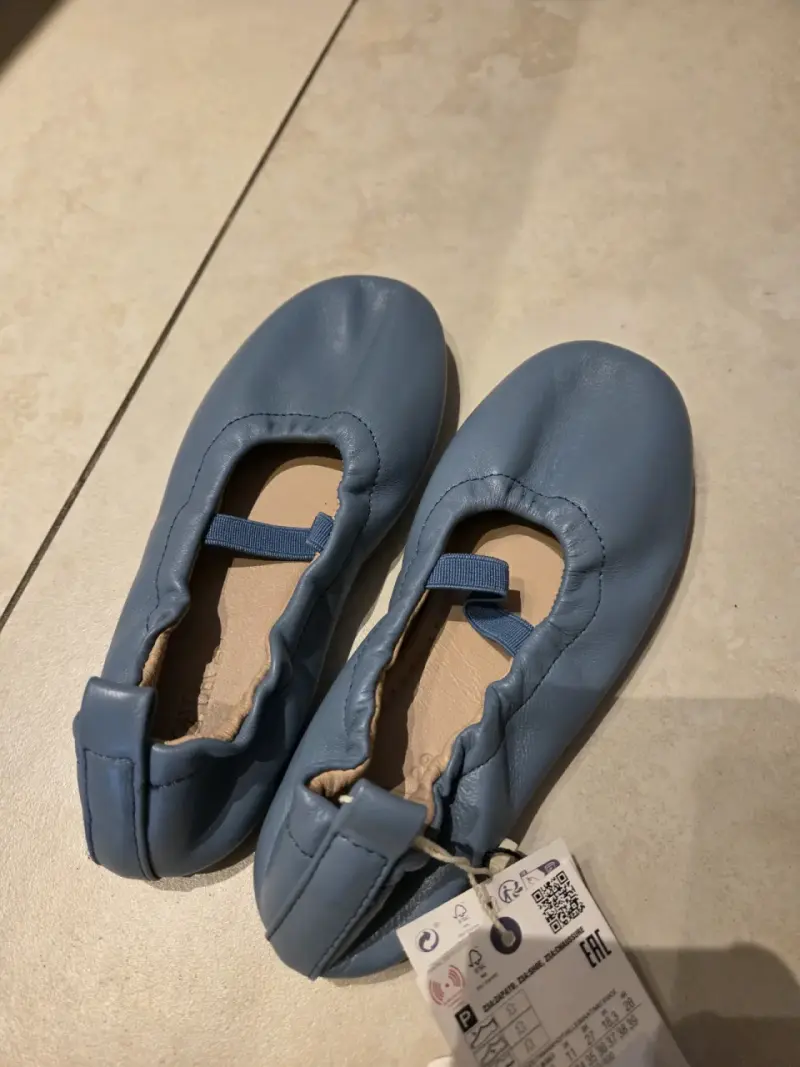 Bailarinas de cuero azul para niña Zara - 1