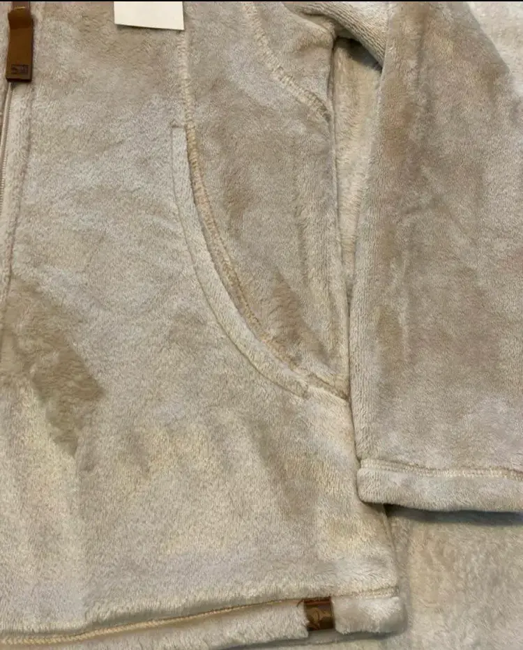 Chaqueta de polar beige con capucha para mujer - 4