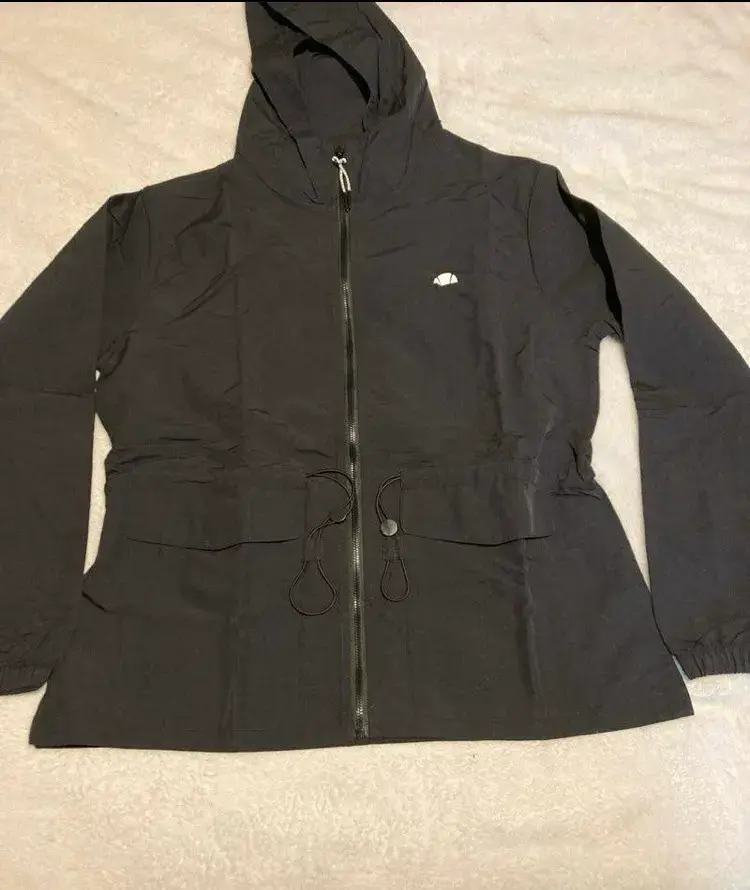 Chaqueta Negra Ellesse Yasna con Capucha - 3