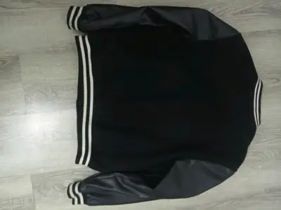 Chaqueta varsity negra H&M para niño - miniatura 2