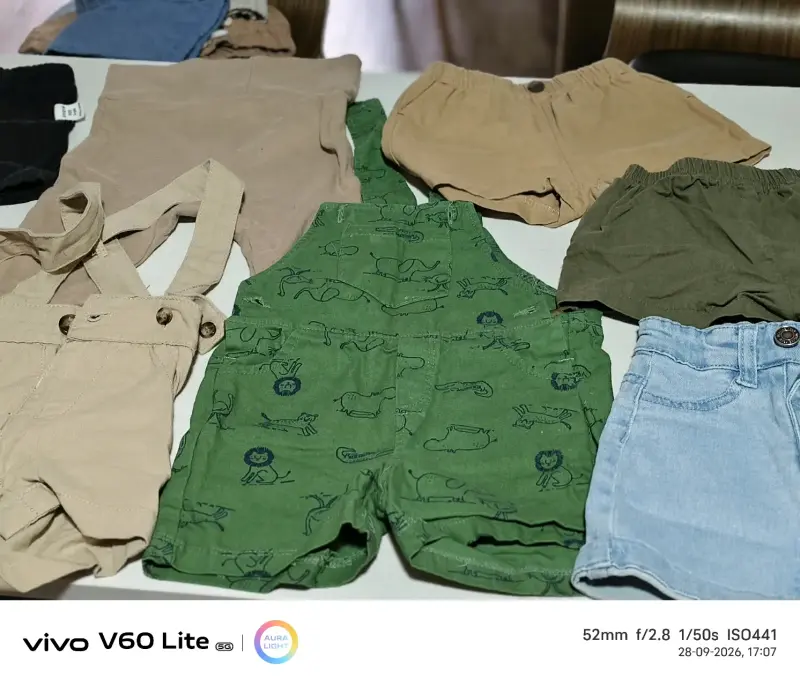 Lote de ropa y zapatos para bebé - 4