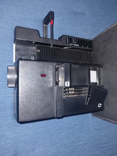 Proyector de diapositivas Kindermann Autofocus con estuche - miniatura 4