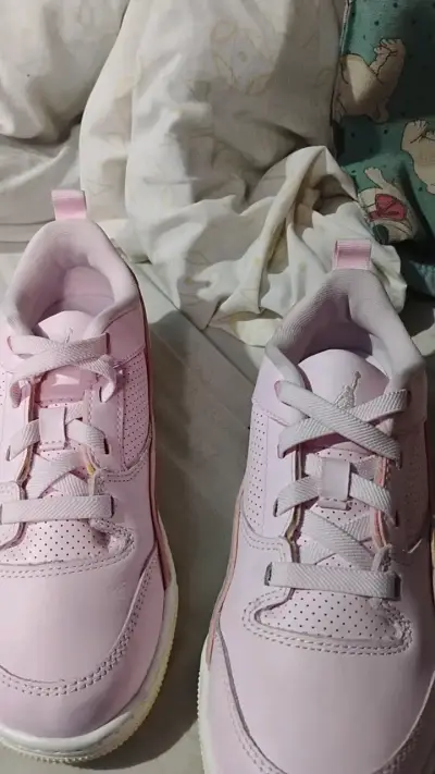Zapatillas deportivas rosadas para mujer - miniatura 3