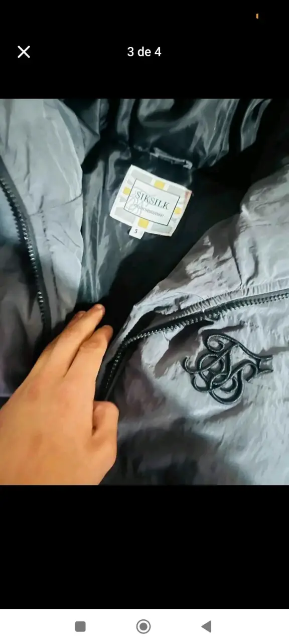 Chaqueta gris con capucha de piel sintética para hombre - 3