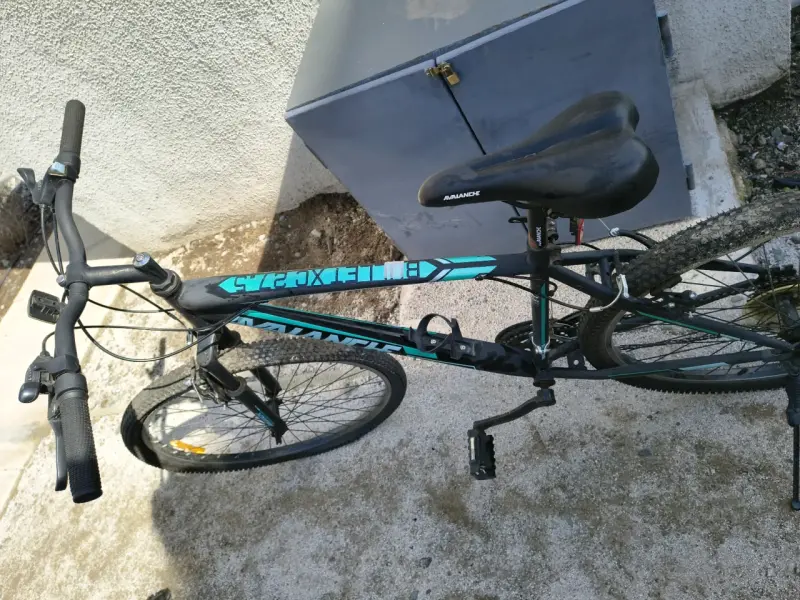 Bicicleta MTB Aro 26 Avanti Negra y Azul - 3