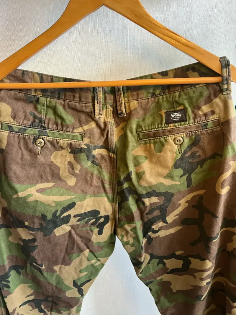 Pantalones cargo camuflados Vans para hombre - 3