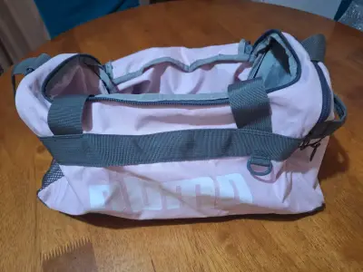 Bolso deportivo rosa Puma con correas ajustables - miniatura 2