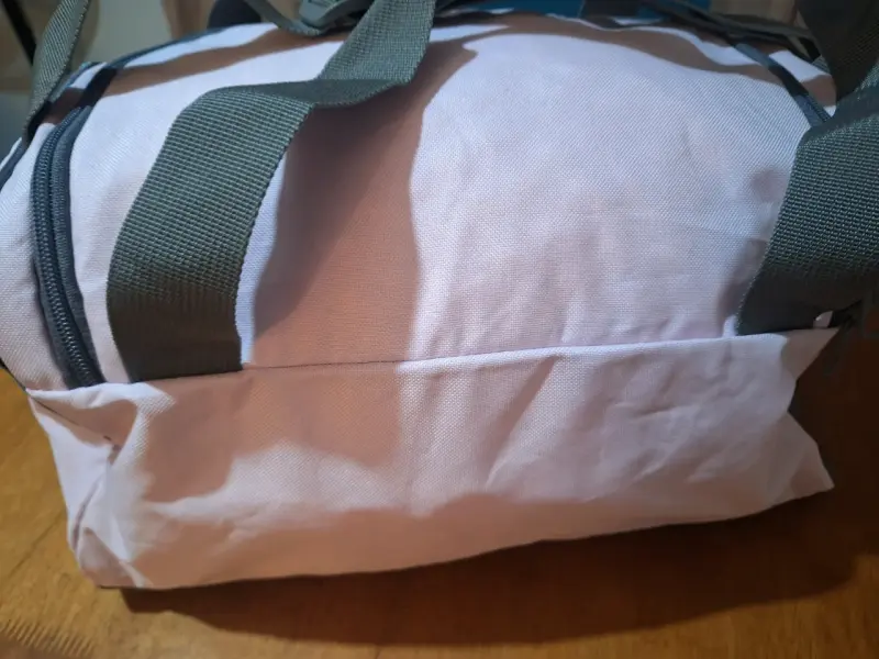 Bolso deportivo rosa Puma con correas ajustables - 5