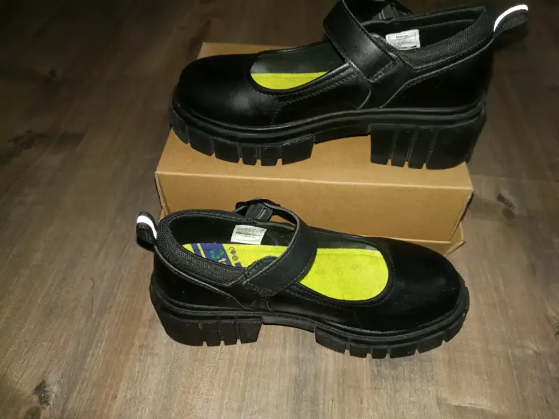 Zapatos escolar negros para niña con suela gruess - 3