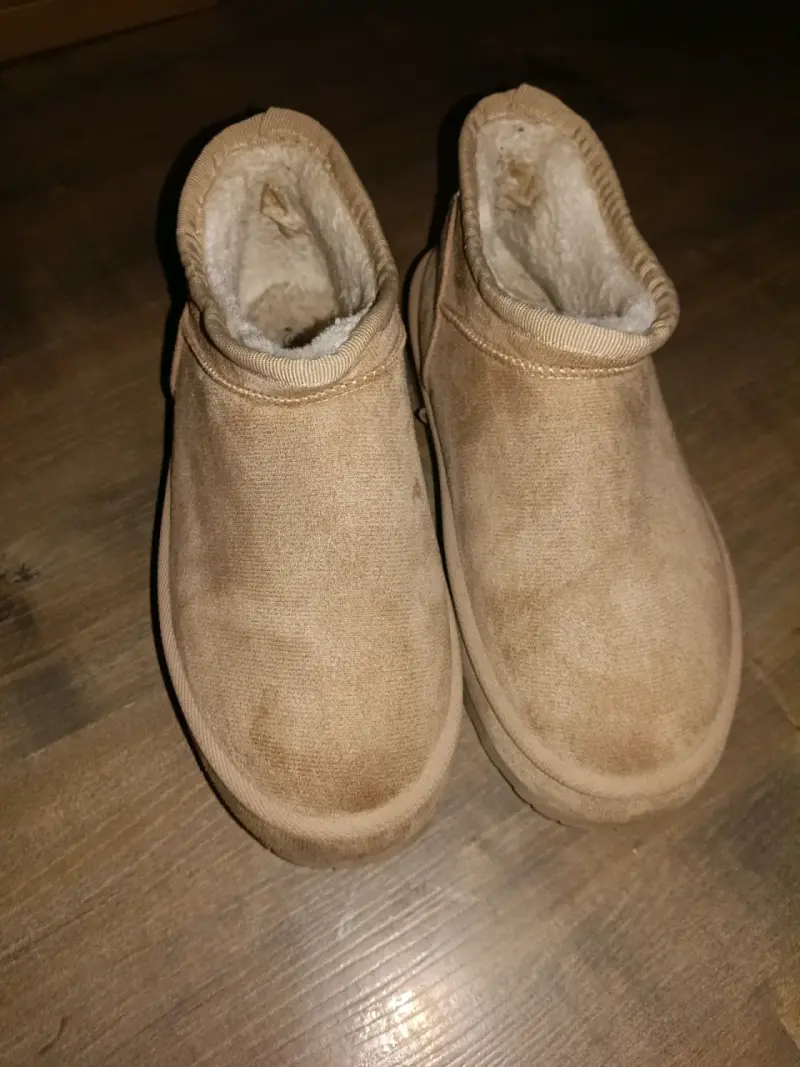 Botines de gamuza beige con forro interior - 2