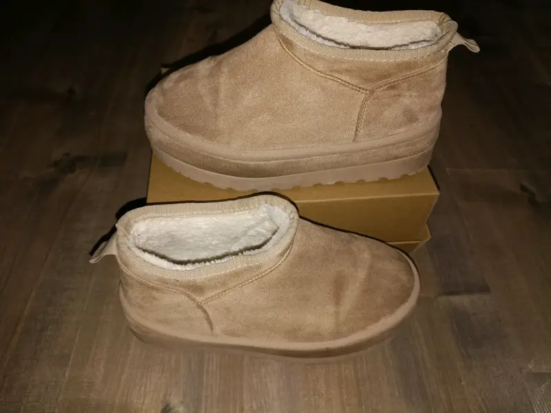 Botines de gamuza beige con forro interior - 4