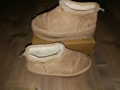 Botines de gamuza beige con forro interior - miniatura 4