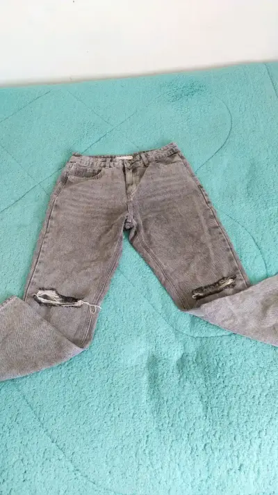 Jeans Alaniz Mom Mid Waist Talla 40 - miniatura 1