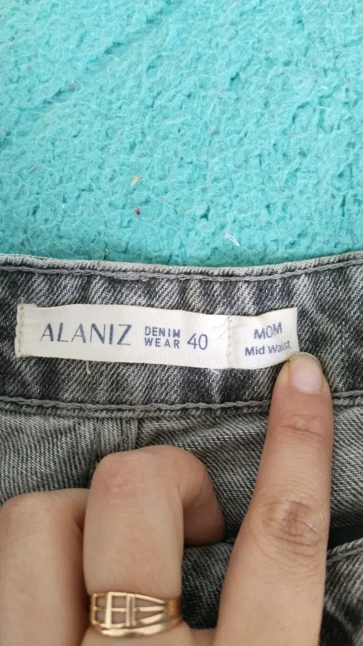 Jeans Alaniz Mom Mid Waist Talla 40 - 4