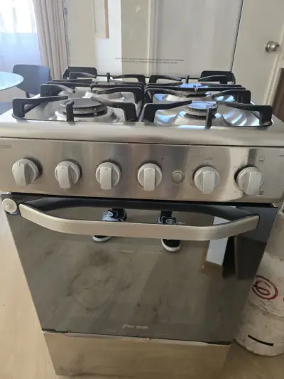 Cocina a gas Fensa con horno integrado - miniatura 1