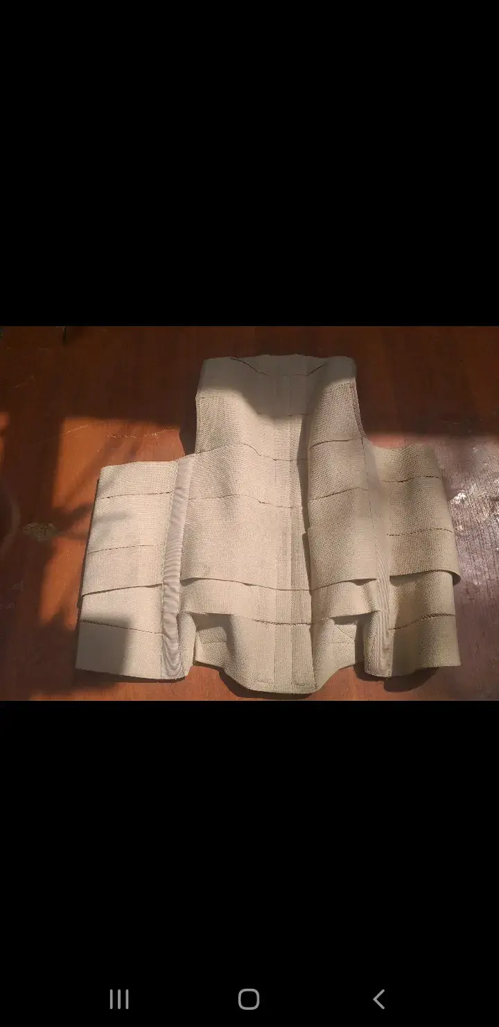 Faja ortopédica beige para soporte lumbar - 1