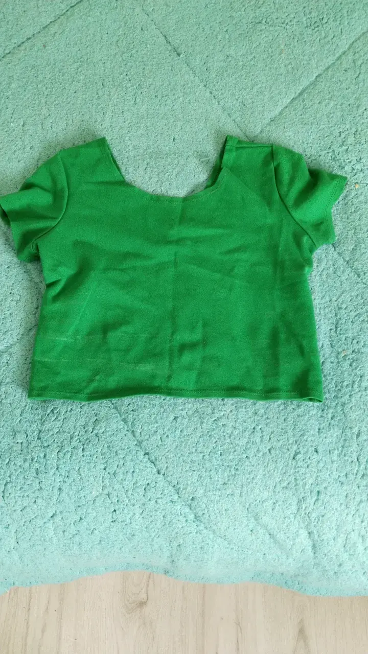 Crop top verde Forever 21 para mujer - 1