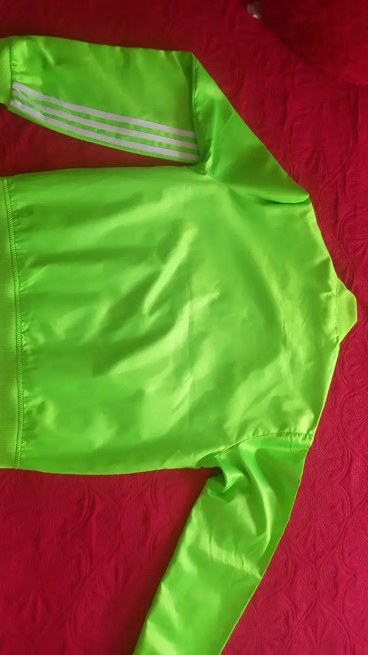 Chaqueta verde Adidas Pharrell Williams - 4