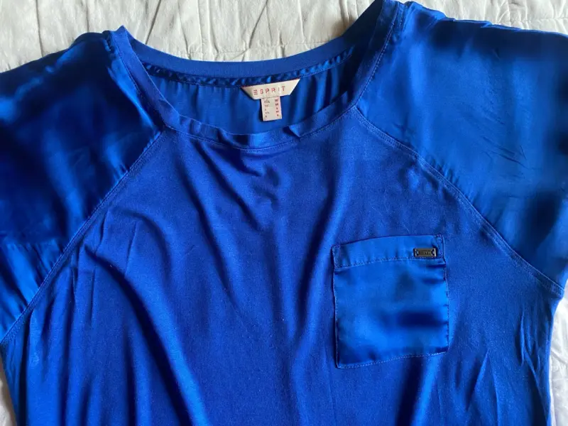 Polera azul de mujer Esprit con bolsillo - 2