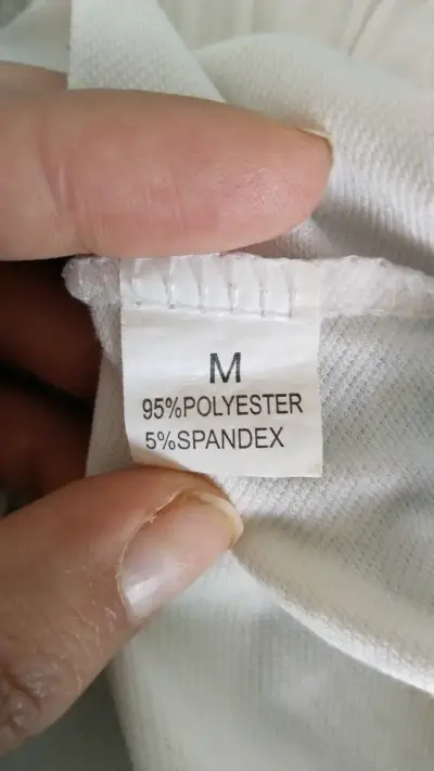 Shorts deportivos blancos con ribete negro - miniatura 3