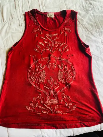 Polera sin mangas roja con bordado Umbrale - miniatura 1