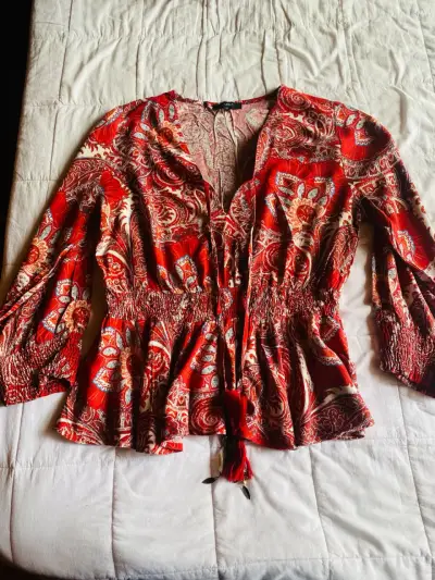 Blusa estampada roja de Studio F - miniatura 1