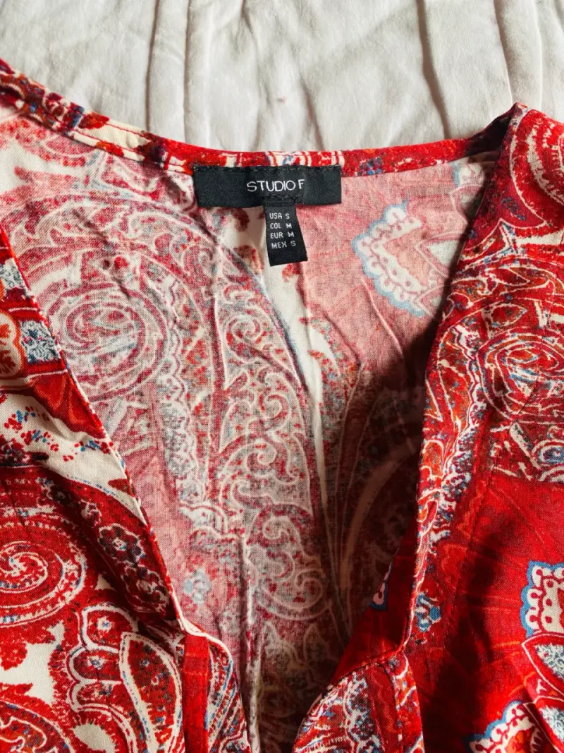 Blusa estampada roja de Studio F - 2