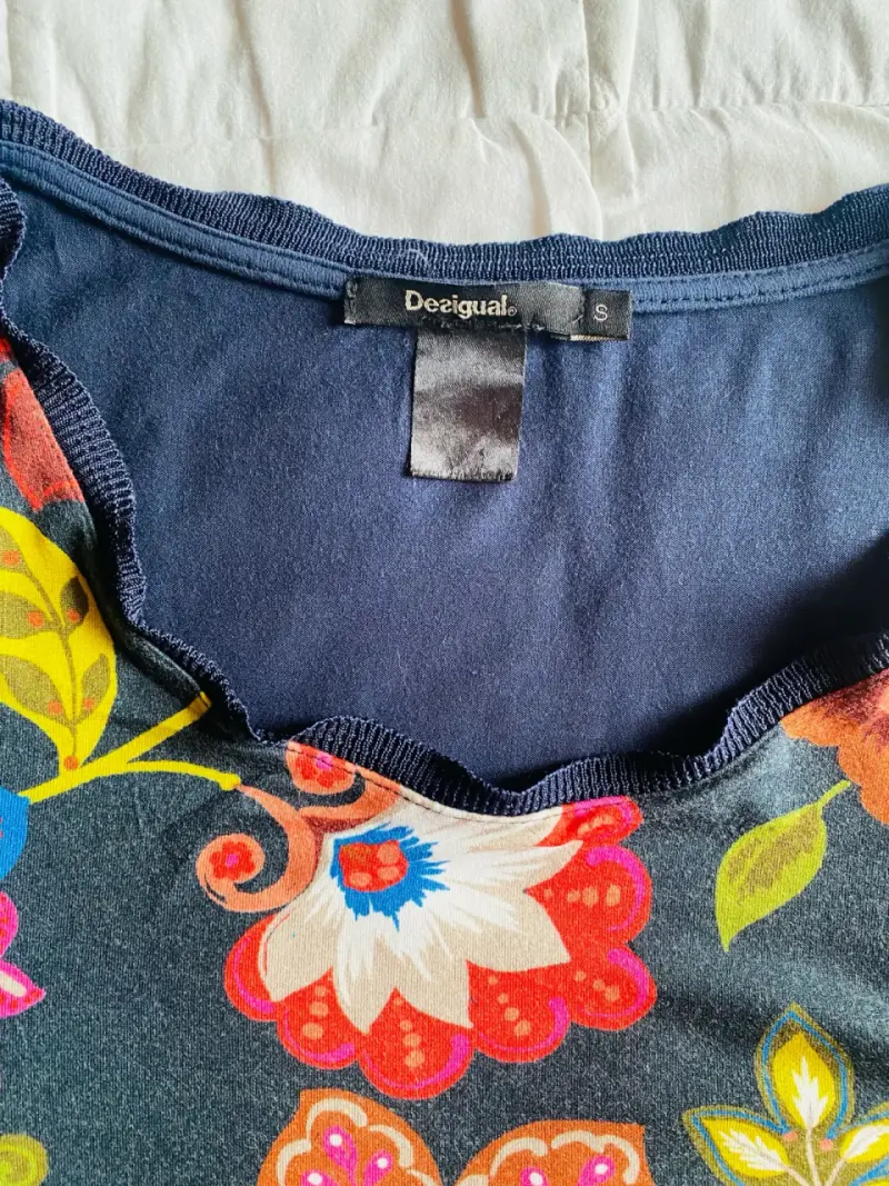 Blusa sin mangas floral Desigual - 2