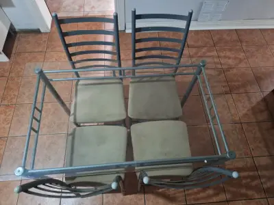 Juego de comedor de vidrio con sillas metálicas - miniatura 2