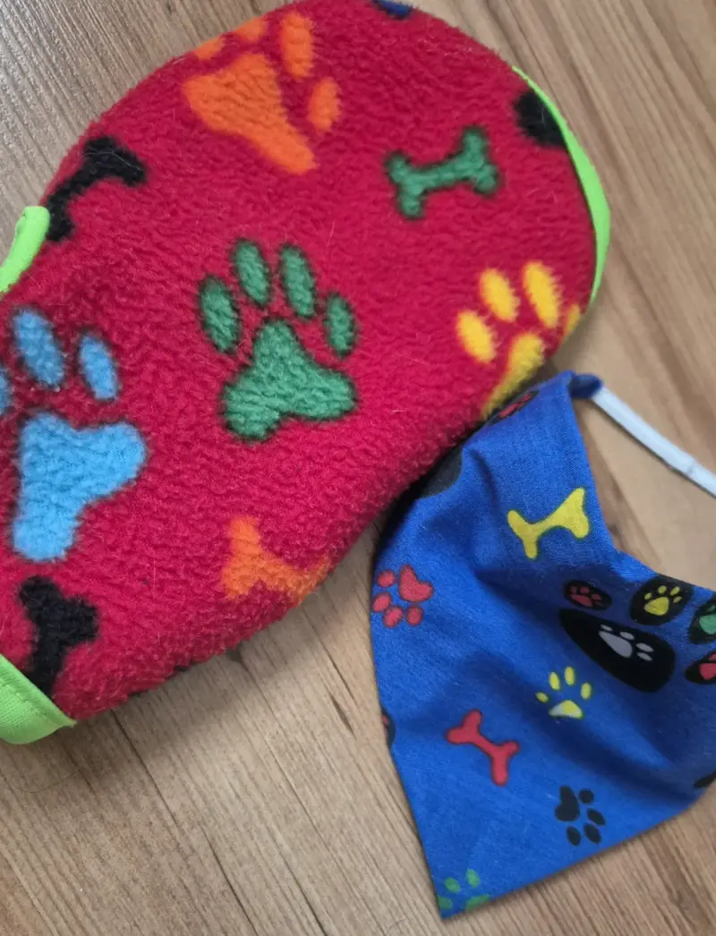 Abrigo polar para perro con bandana - 4