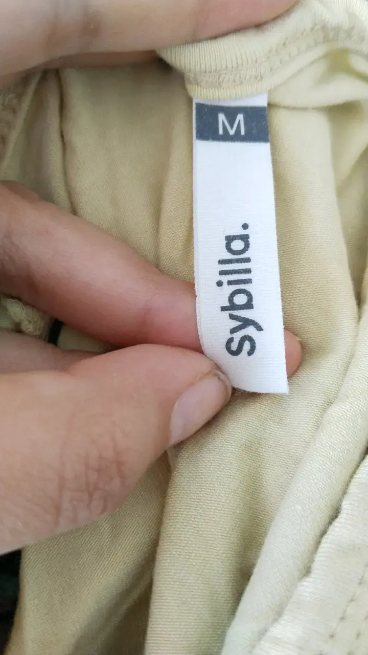 Polera sin mangas beige Sybilla talla M - 3
