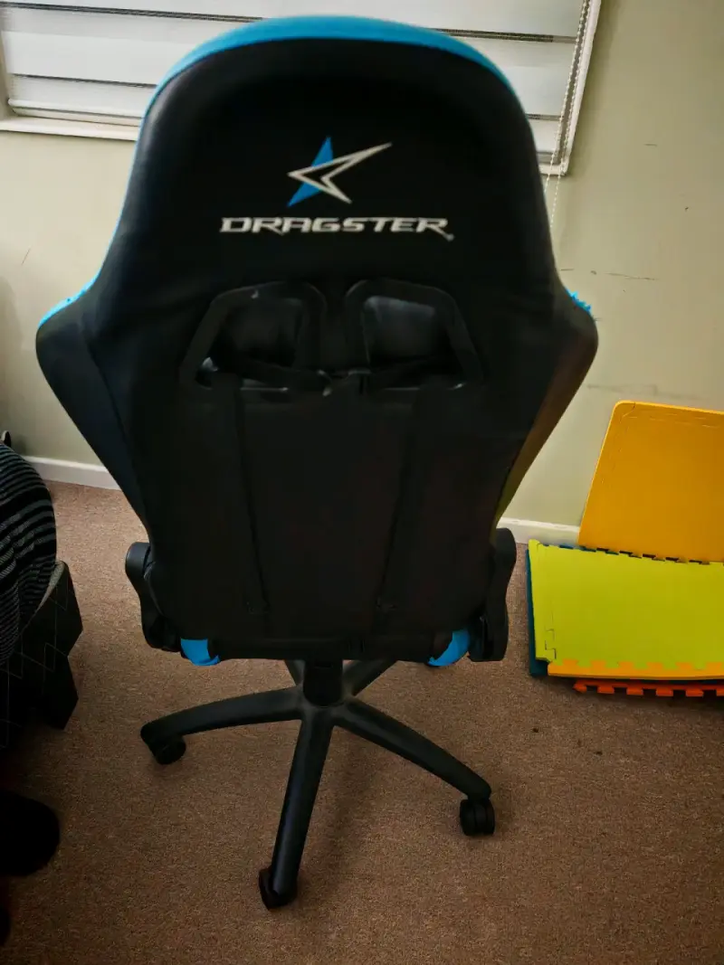 Silla Gamer Negra y Azul Ergonómica - 3