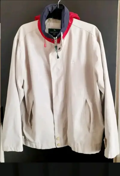 Chaqueta Greenfield beige con capucha - miniatura 1