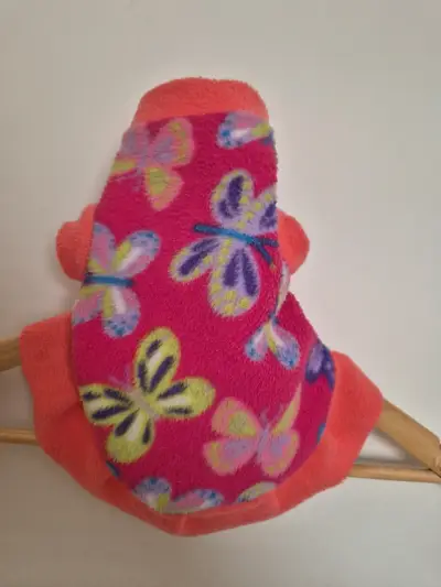 Chaleco polar para perro con diseño de mariposas - miniatura 1