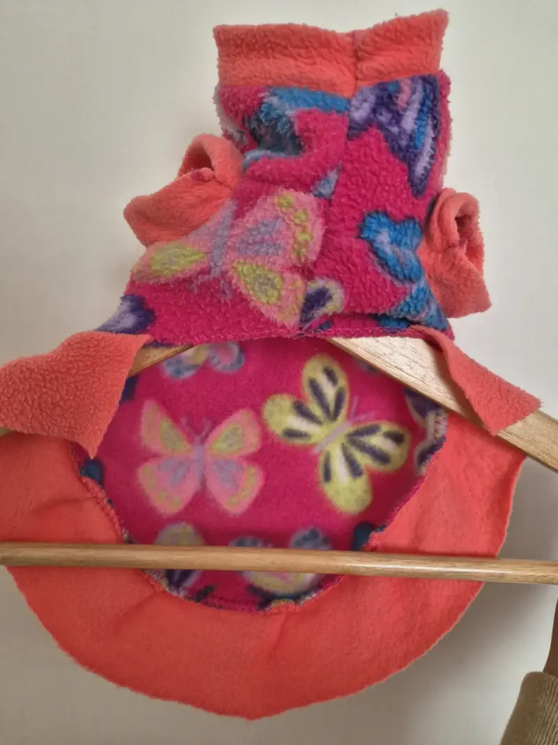 Chaleco polar para perro con diseño de mariposas - 2
