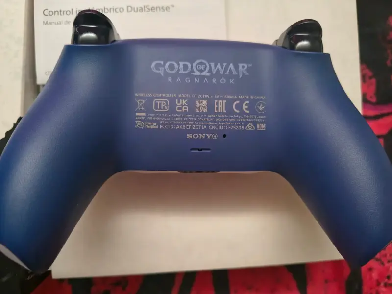 DualSense God of War Ragnarok Edicion limitada - 3