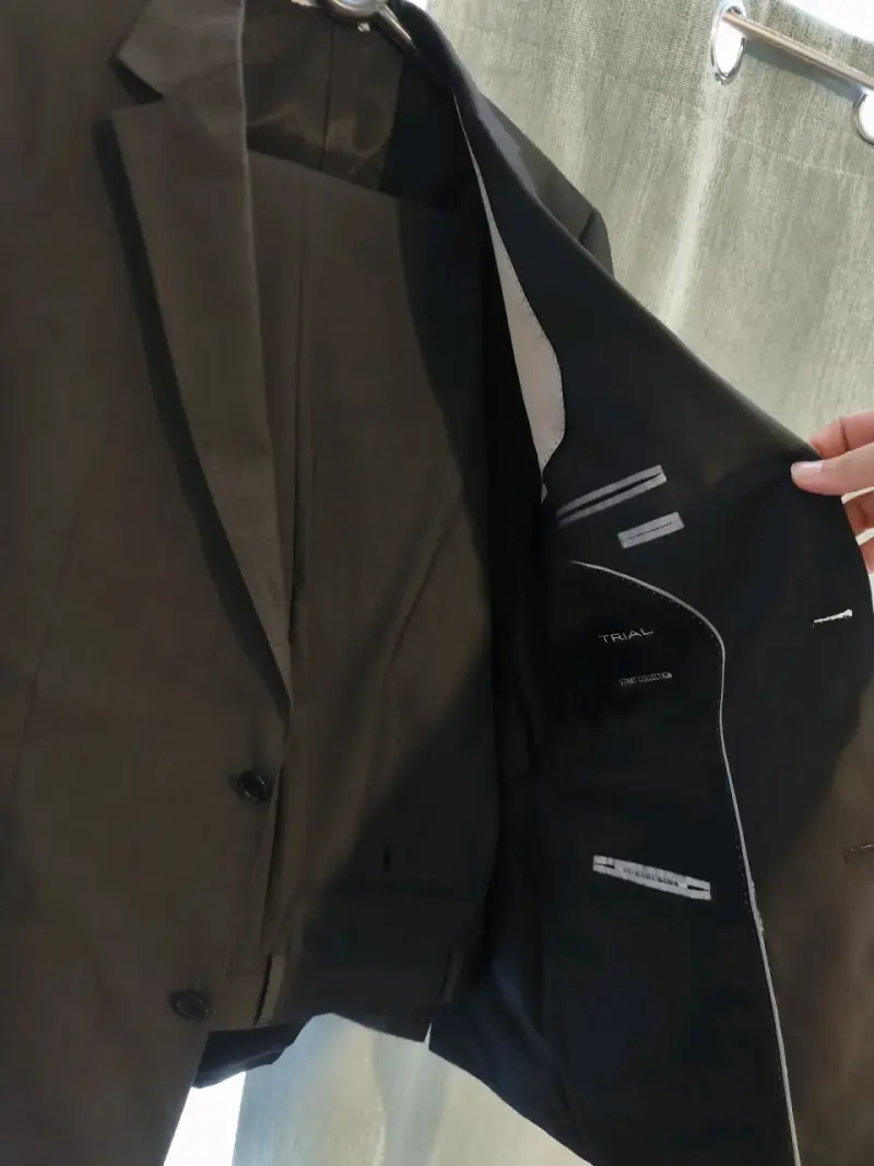 Traje formal marca TRIAL para hombre - 3