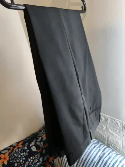 Traje formal marca TRIAL para hombre - miniatura 4