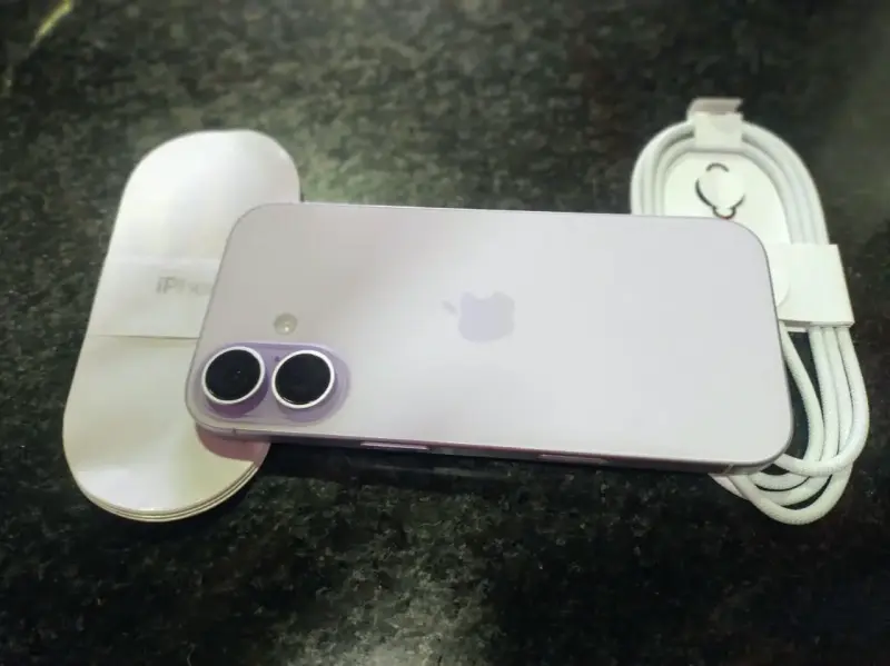 iPhone 17 256GB color lavanda nuevo CAJA ABIERTA - 2