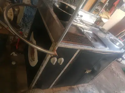 Carro de Comida Rápida con Parrilla y Fregadero - miniatura 4