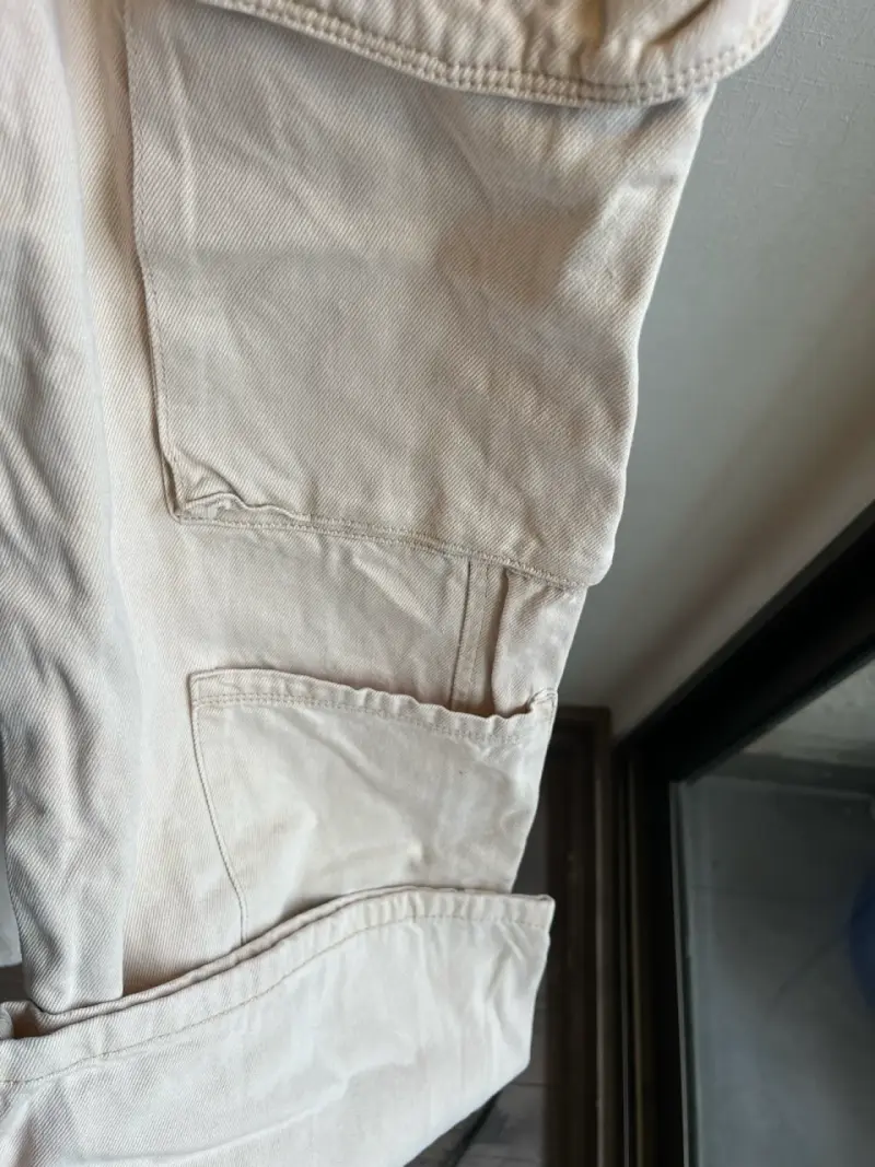 Pantalones cargo beige para mujer Index - 3