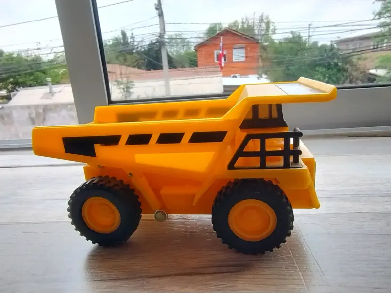 Camión de volteo de juguete genuino CATERPILLAR - 2