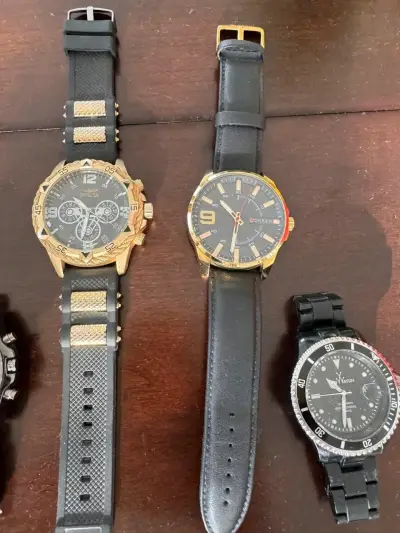 Lote de relojes de pulsera variados - miniatura 3