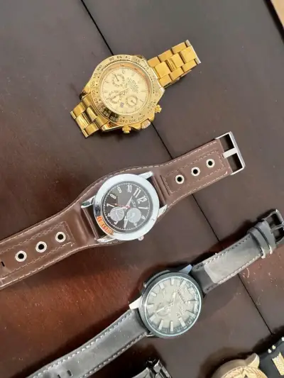Lote de relojes de pulsera variados - miniatura 5