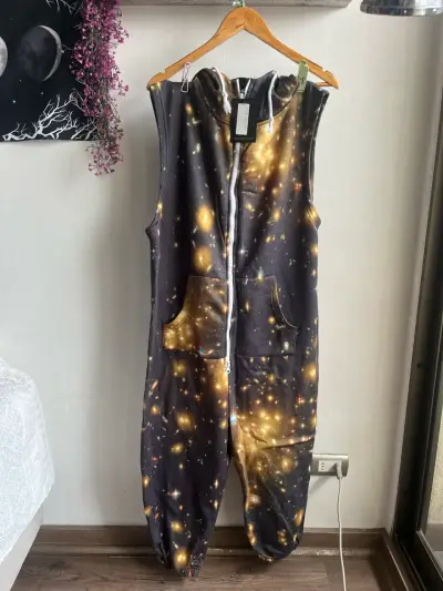 Enterito sin mangas con diseño galáctico BoohooMAN - miniatura 1