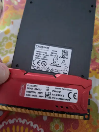Disco SSD Kingston 240GB y Memoria RAM HyperX Fury - miniatura 1